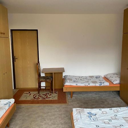 Penzion Na Bystrici Hotel Miletín Екстериор снимка